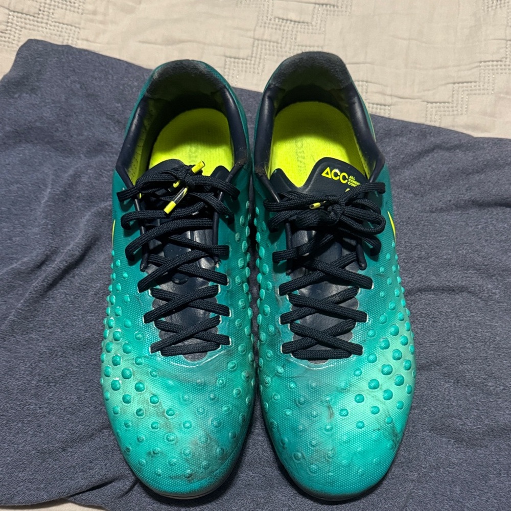 Nike Teal and Navy Athletic Shoes